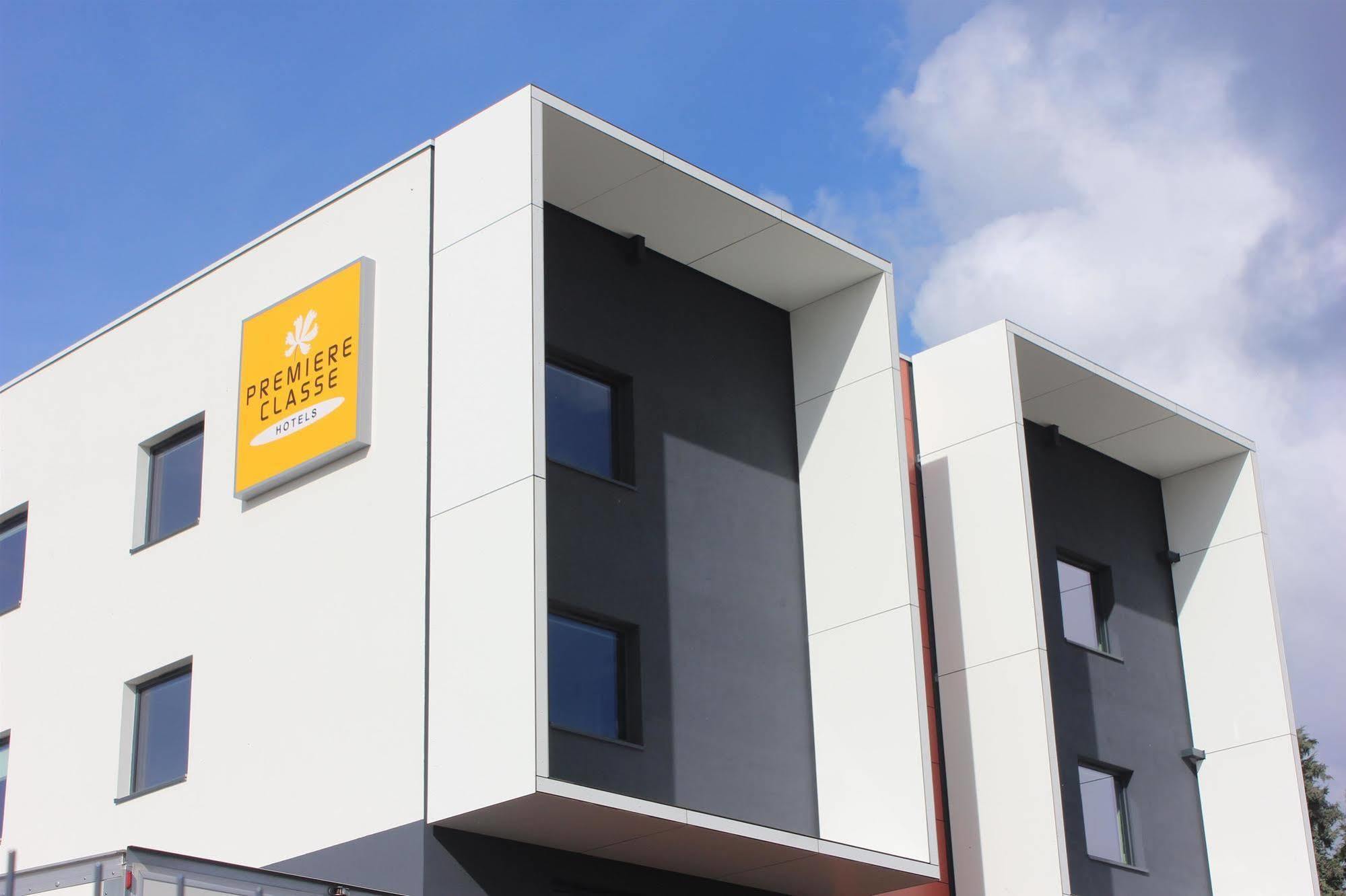 พรีเมียร์ คลาส โอแบร์แน Hotel โอแบร์เน ภายนอก รูปภาพ